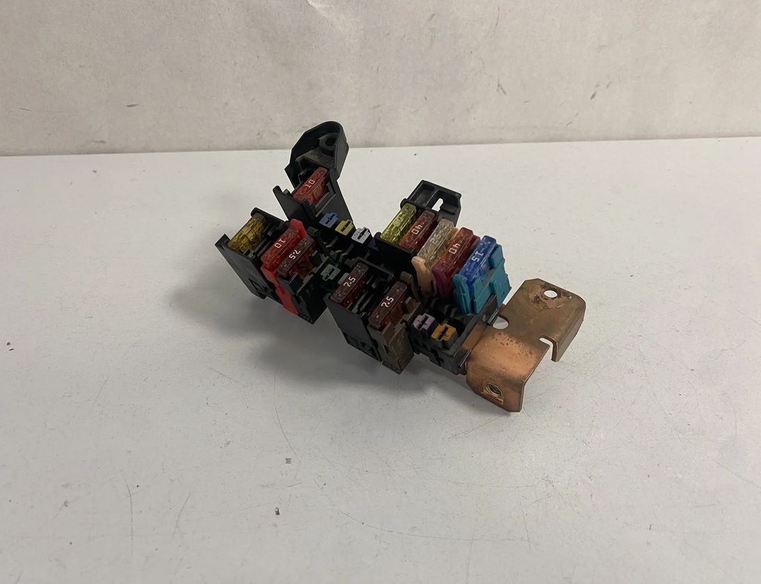 MERCEDES-BENZ Vito W639 (2003-2015) Блок предохранителей A6395400018 22968012