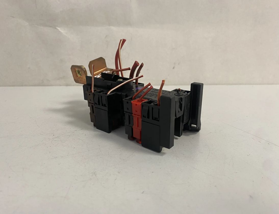 MERCEDES-BENZ Vito W639 (2003-2015) Блок предохранителей A6395400018 22968012