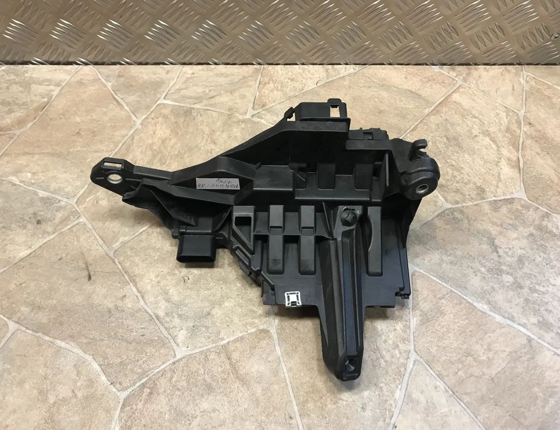 MERCEDES-BENZ C-Class W205/S205/C205 (2014-2023) Fuse box DBPD924 21414986