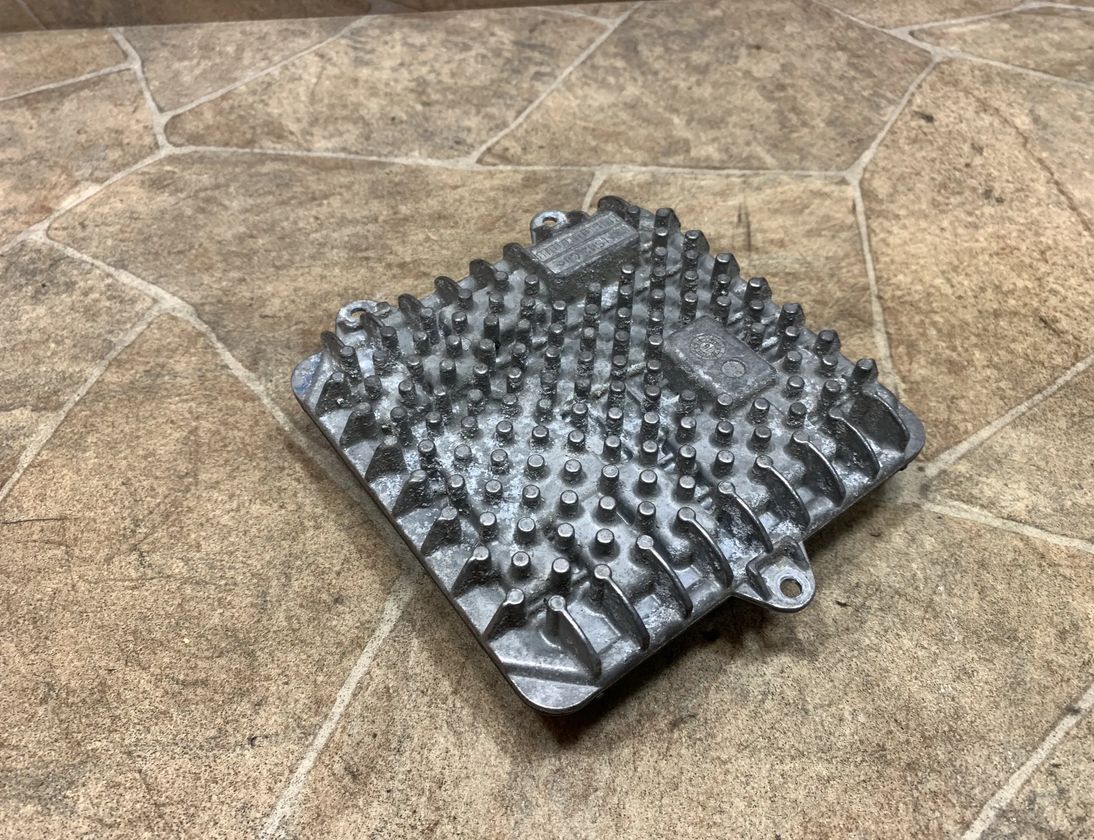 BMW 5 Series G30/G31 (2016-2023) Ovládacia jednotka ľavého predného svetlometu 7476486 27958187