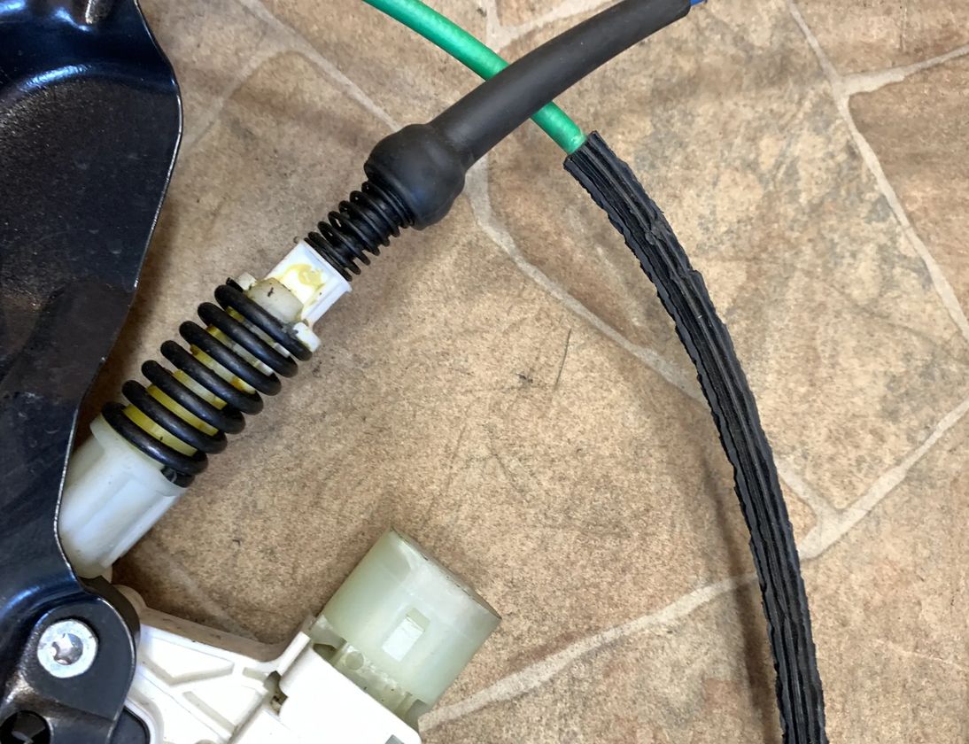 BMW 5 Series F10/F11 (2009-2017) Regulátor okna ľavých predných dverí 7182112 30090860