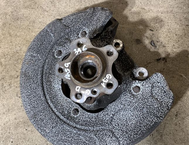 BMW 5 Series G30/G31 (2016-2023) Rear Right Wheel Hub 621654 30105687