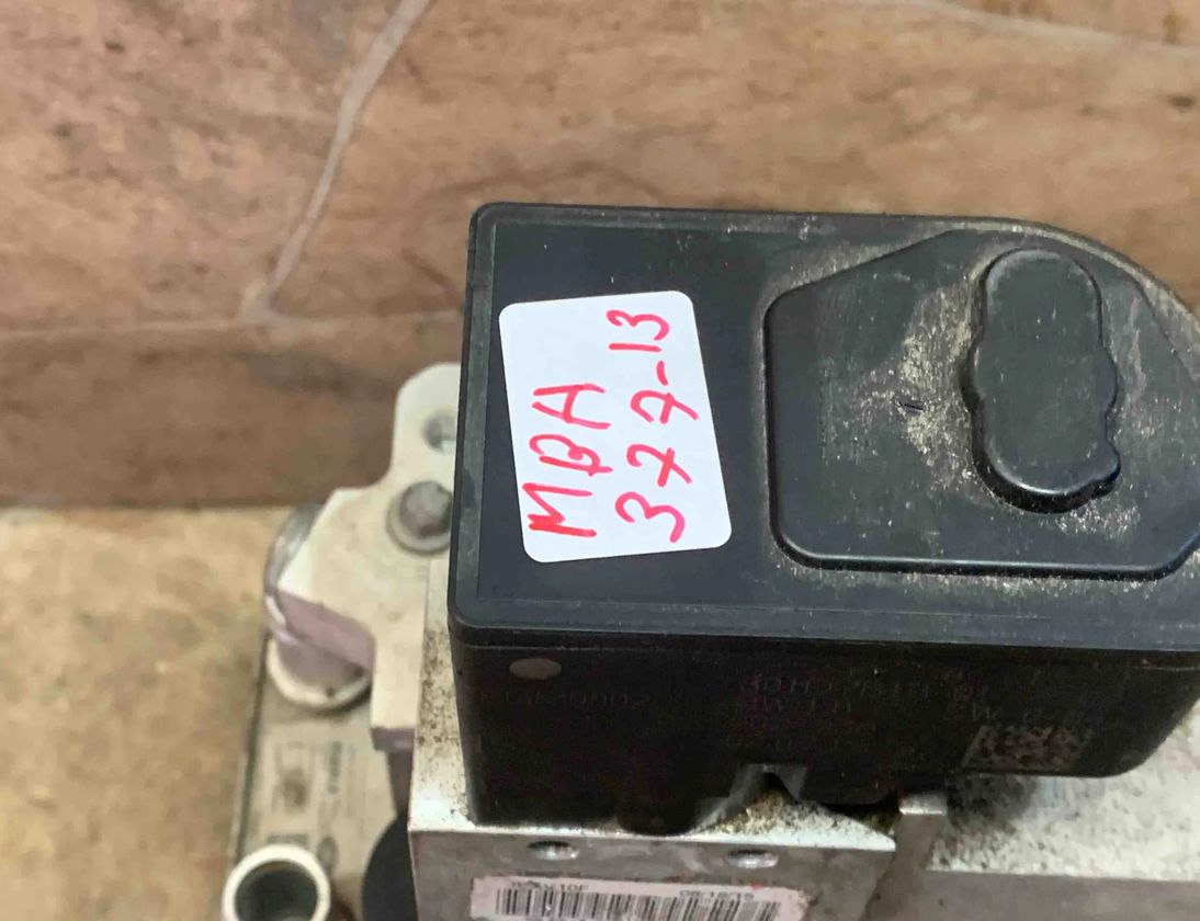 JAGUAR I-Pace 1 generation (2018-2023) Air conditioner expansion valve J9D310C708BB 32574921