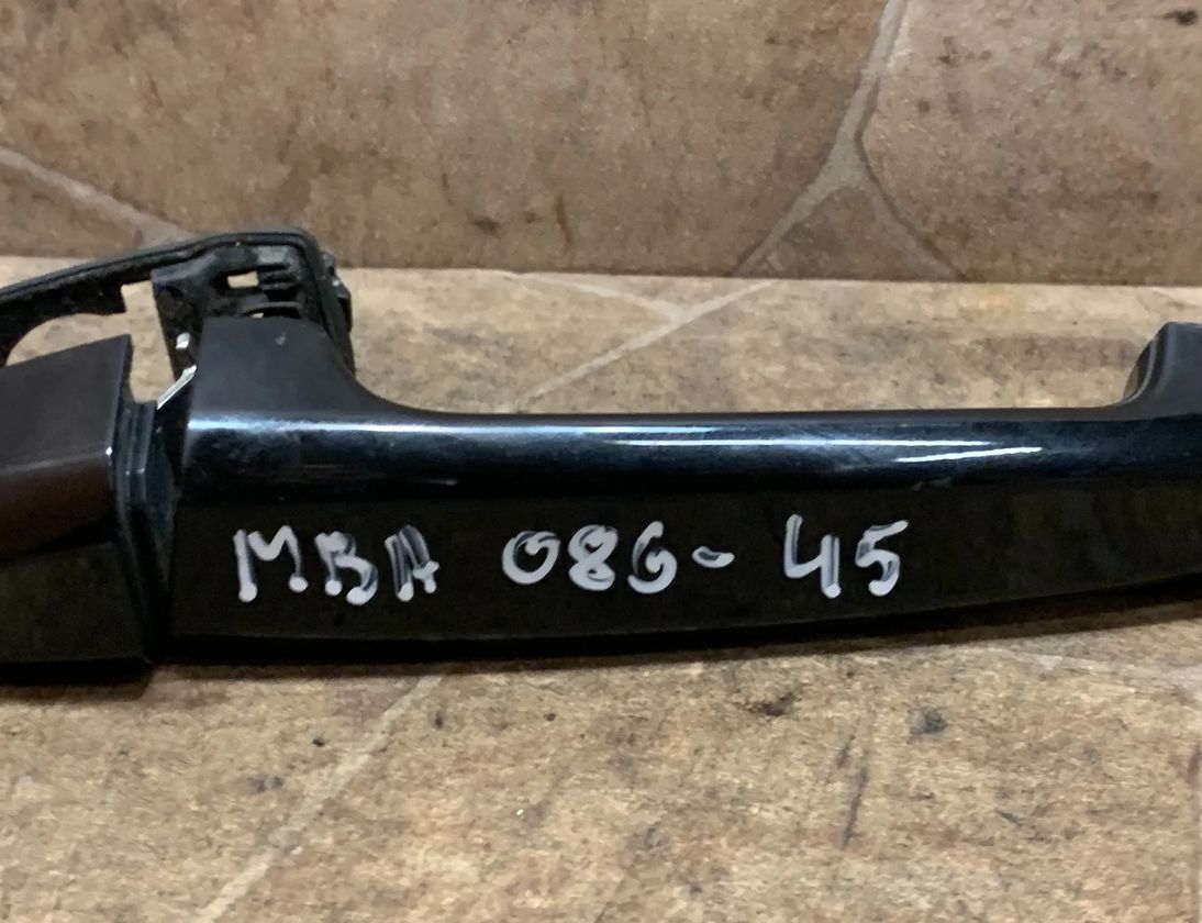 BMW 2 Series Grand Tourer F46 (2018-2023) Rear Left Door Exterior Handle 7305015 33046005