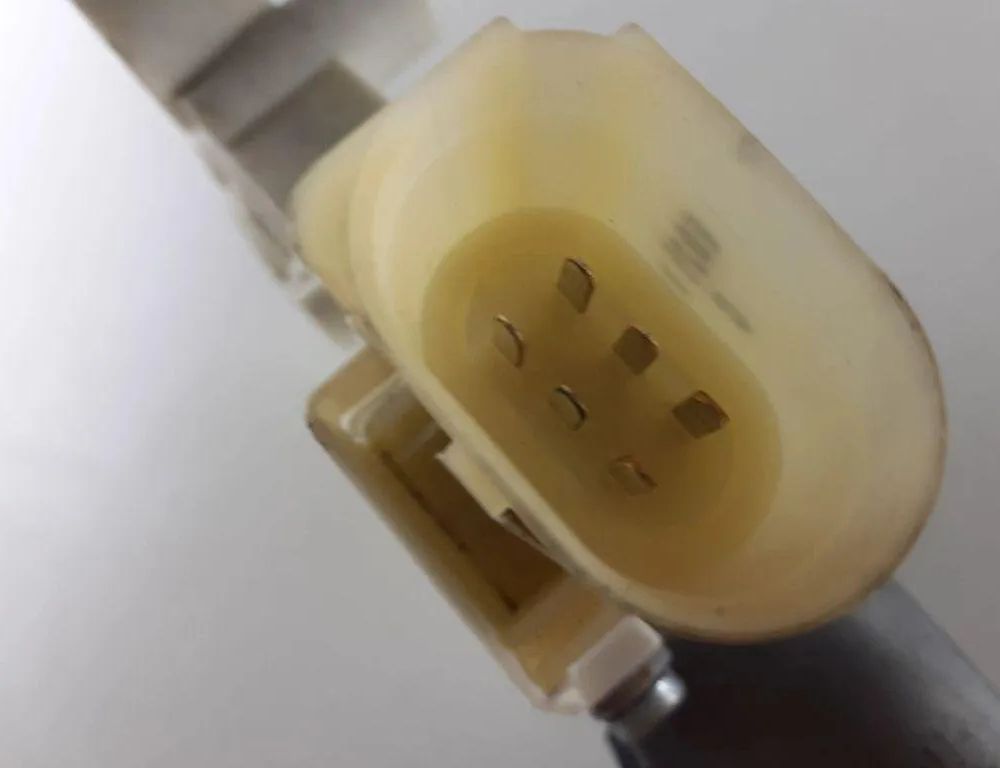 BMW 5 Series F10/F11 (2009-2017) Motor ovládania okna ľavých zadných dverí 7248171 31907589