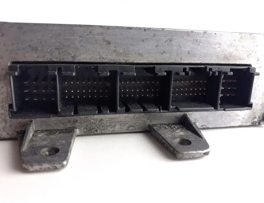 AUDI A4 B5/8D (1994-2001) Riadiaca jednotka motora 8D0907557C 31910309