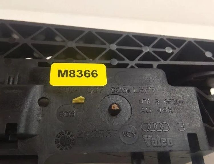 AUDI A4 B5/8D (1994-2001) Наружная ручка задней правой двери M8366,8T0837885A 31916201
