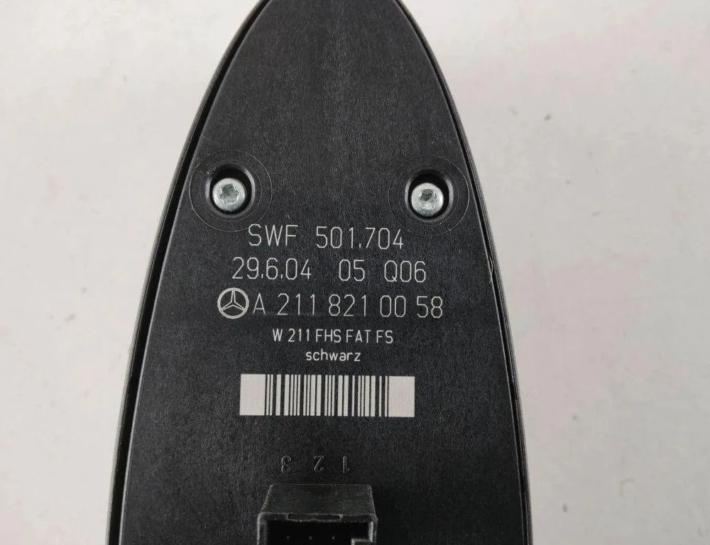 MERCEDES-BENZ E-Class W211/S211 (2002-2009) Front Right Door Window Switch A2118210058 31919167