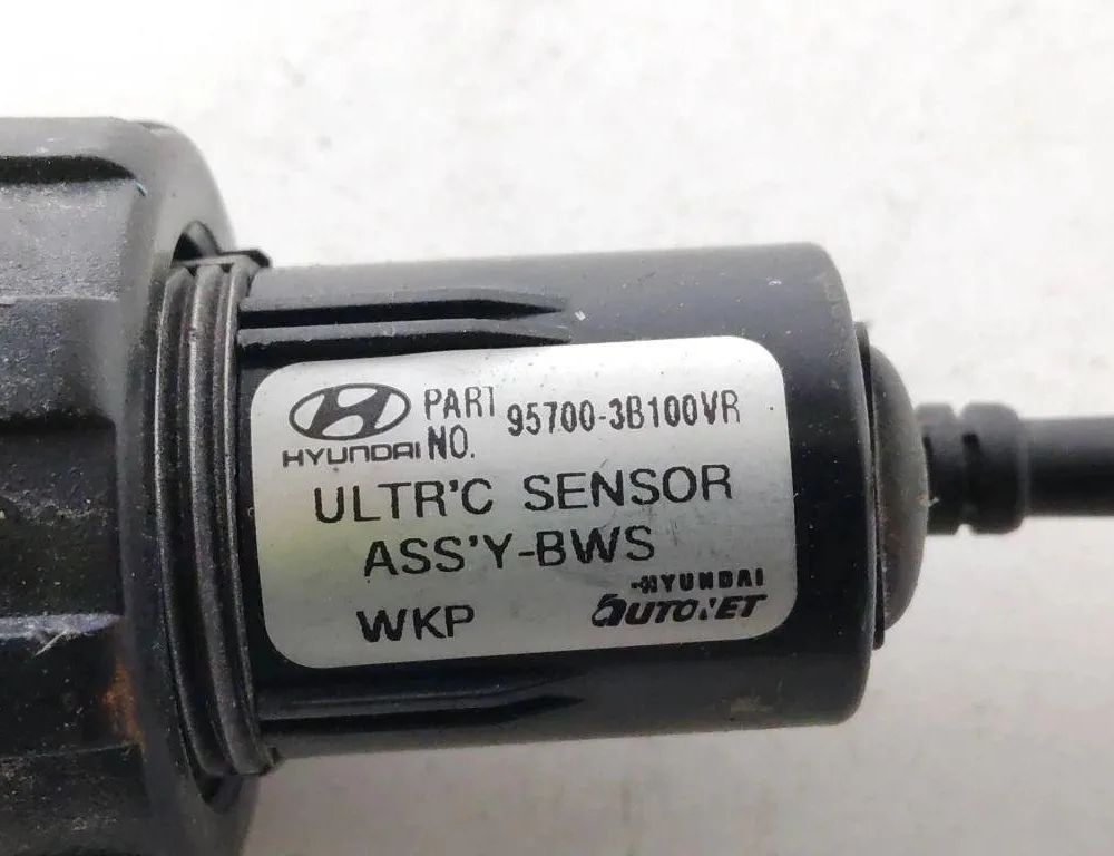 HYUNDAI Equus 1 generation (1999-2008) Akceleračný senzor 957003B100VR 31920610