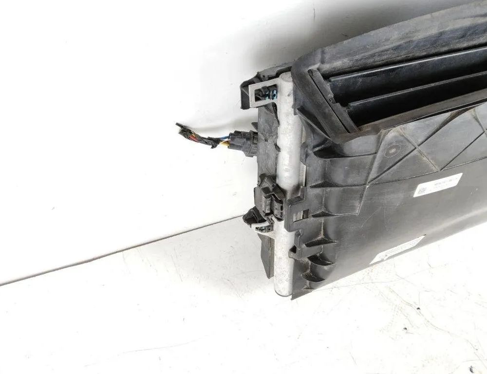 TESLA Model S 1 generation (2012-2024) Chladiace diely 107673200H,VL119030A154752 31935916