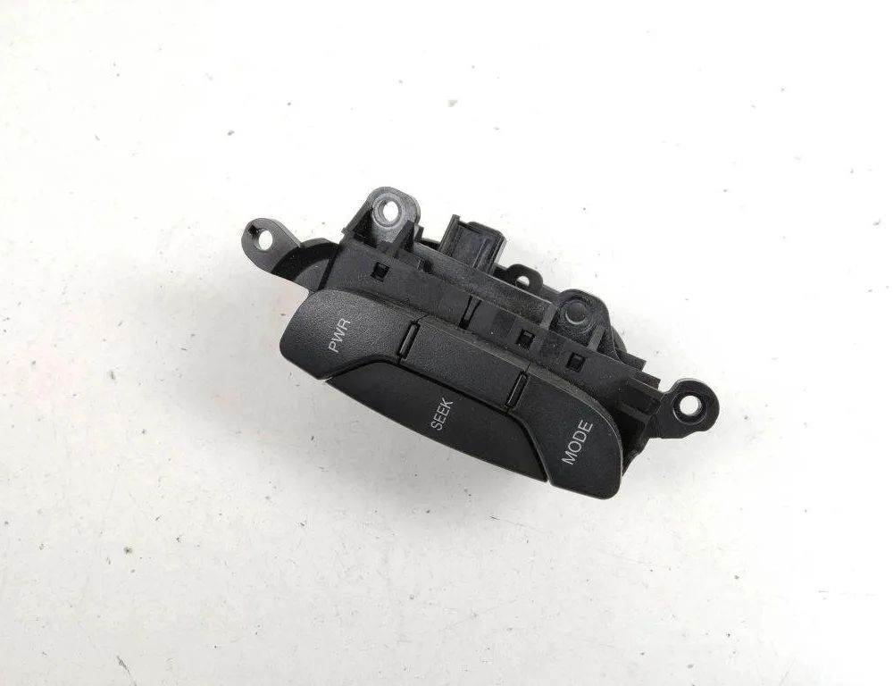 CHEVROLET Captiva 1 generation (2006-2018) Кнопки / переключатели на рулевом колесе 96628528,6628528 31936057