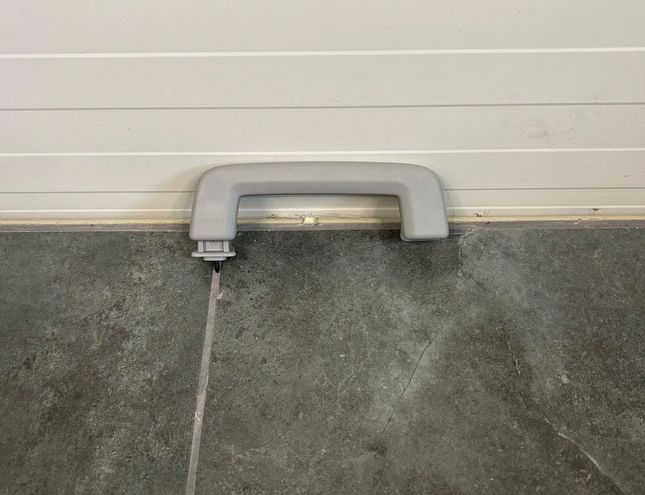 JAGUAR XF 1 generation  (2011-2016) Front Right Roof Handle F045C96A 28571754