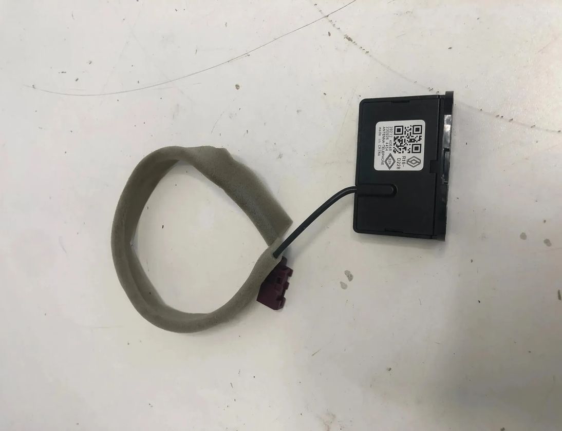 RENAULT Clio 5 generation (2019-2023) Антенный модуль 282124064R 28581530