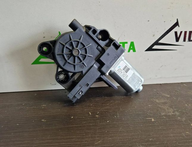 VOLVO XC70 2 generation (2000-2007) Маторчик стеклоподъемника передней левой двери 970713102,WR12291 28582570