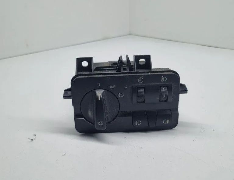 BMW 3 Series E46 (1997-2006) Headlight Switch Control Unit 6919829 31850153