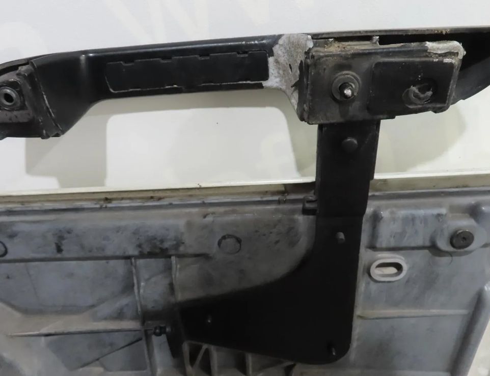 DAF XF (2012-present) T4 (1990-2003) Капот 1835730 29038384