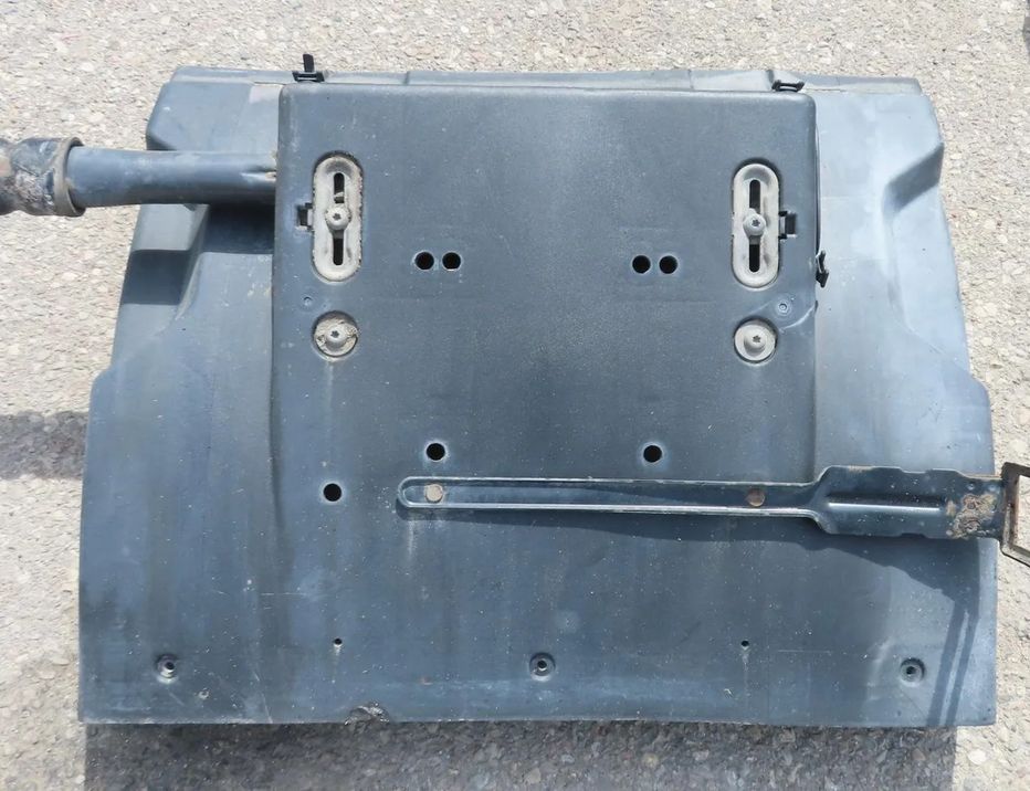 VOLVO XF (2012-present) 6 generation (2014-2024) Крыло заднего колеса 30493433