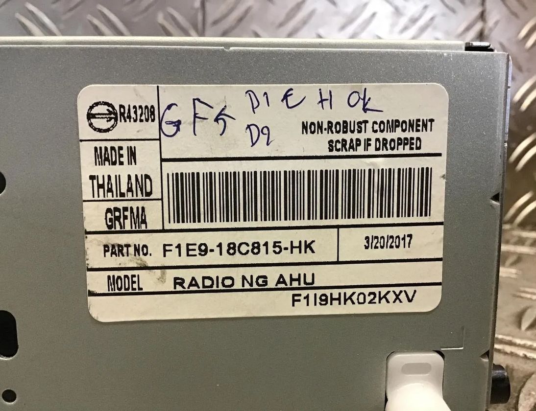 FORD EcoSport 2 generation (2013-2024) Music Player Without GPS F1E918C815HK 31223885