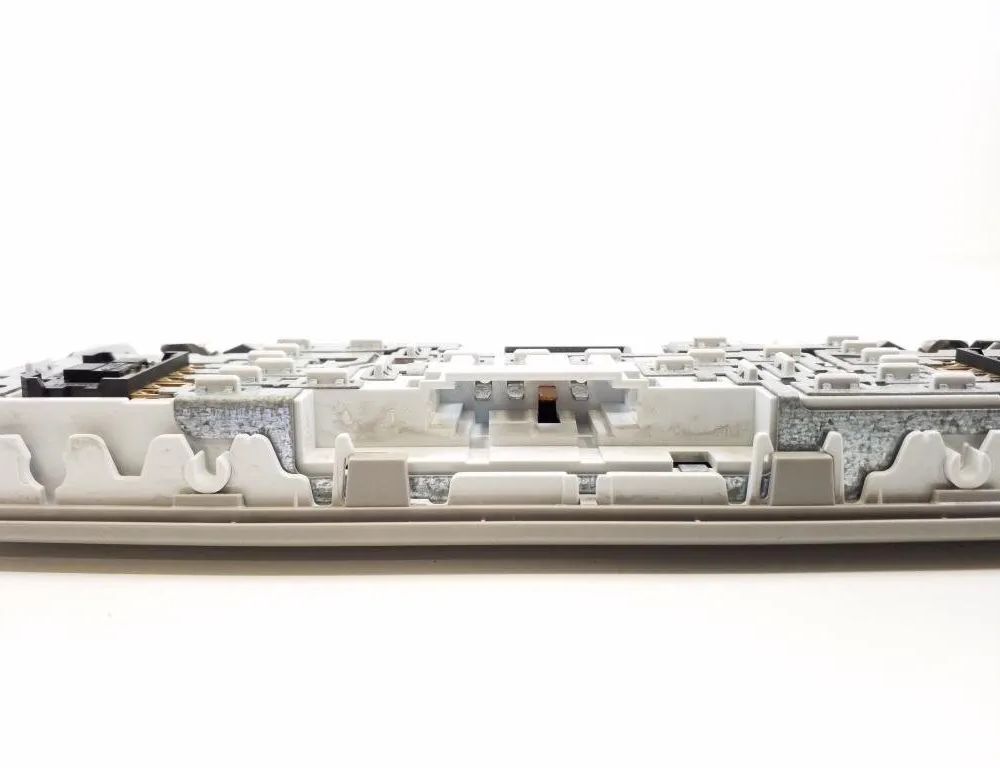 MERCEDES-BENZ CLS-Class C218/X218 (2011-2017) Interiérové osvetlenie A2128205001 28091937