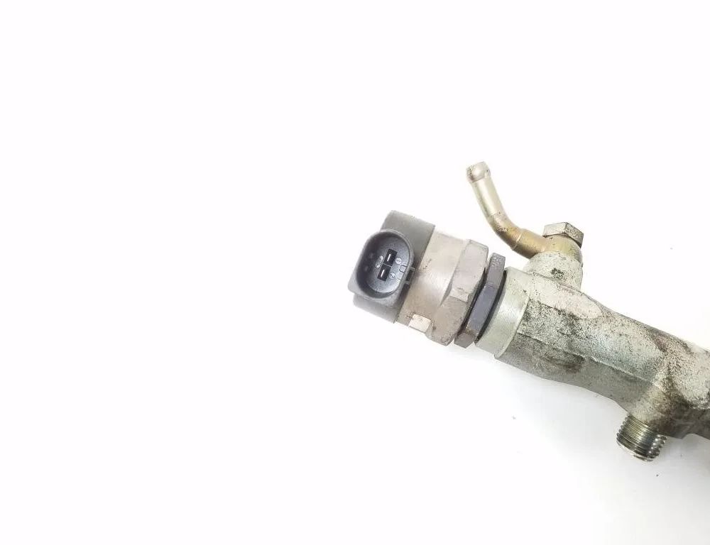 BMW X3 E83 (2003-2010) Fuel Rail 7795514 31591105