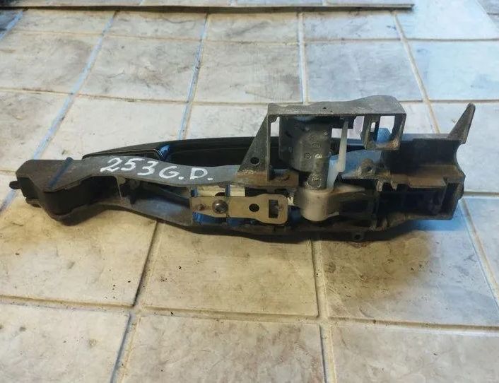 PEUGEOT 5008 1 generation (2009-2016) Наружная ручка задней правой двери 9684559980,111670 21031935