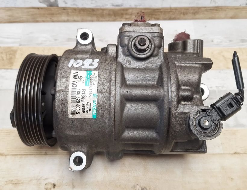 VOLKSWAGEN Passat B6 (2005-2010) Air Condition Pump 1K0820803S,1K0820803 30309350