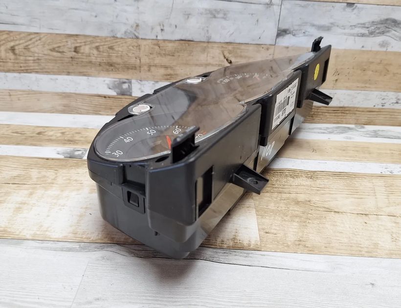 VOLKSWAGEN Passat B6 (2005-2010) Rýchlosťomer 3C0920870,V0018000,A2C53106067,3106067,A2C53042107 30720339