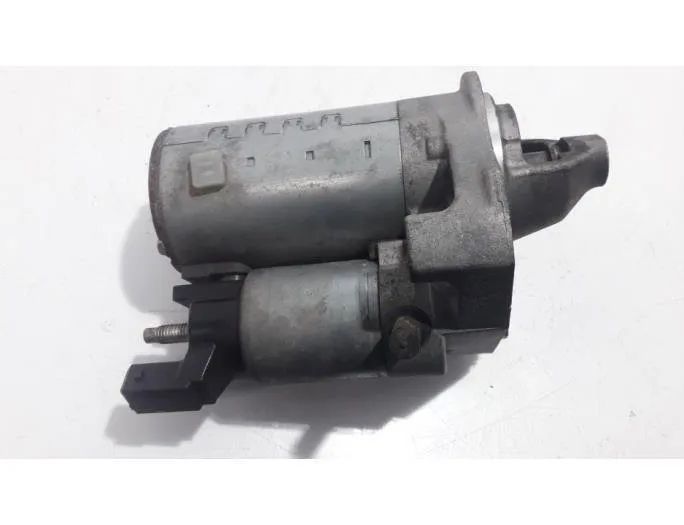 PEUGEOT 208 Peugeot 208 (2012-2015) Starter Motor 9671530880,9688477380,967153088003 26961498