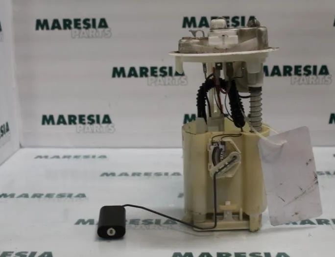 PEUGEOT 607 1 generation (2000-2008) Топливный насос 9633294680,1525H8 26979248