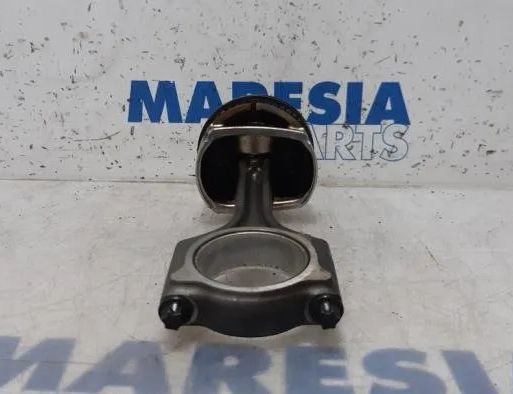 PEUGEOT 3008 1 generation (1995-2003) Pistons Set 0628T1,0603A0,1675941480,1631729180 26982561