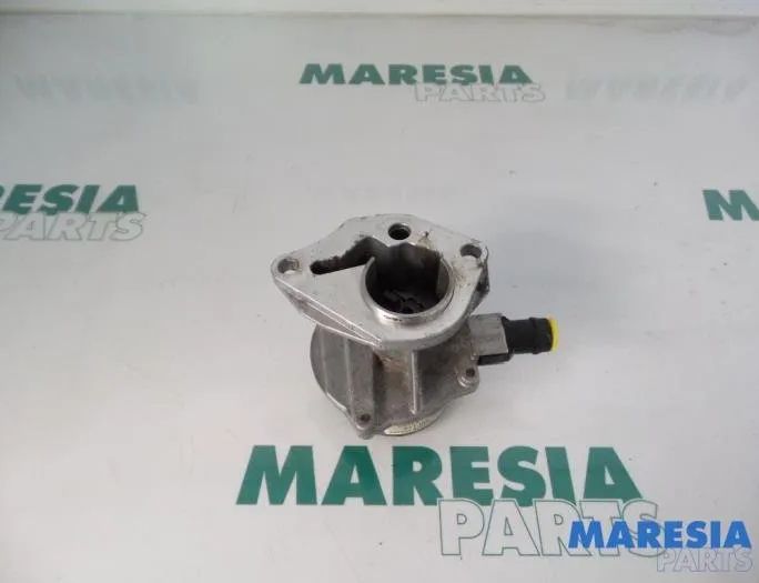 RENAULT Scenic 2 generation (2003-2010) Vacuum Pump 8200577771,8200113585,8200083165,8200327149,8200404542,8201005297 26995658