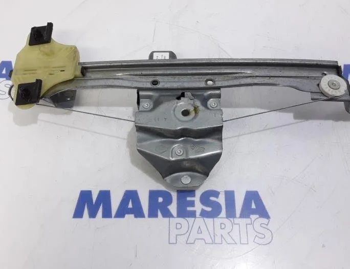 RENAULT Captur 1 generation (2013-2019) Стеклоподъемник задней левой двери 827012973R,827012973R0 26999141