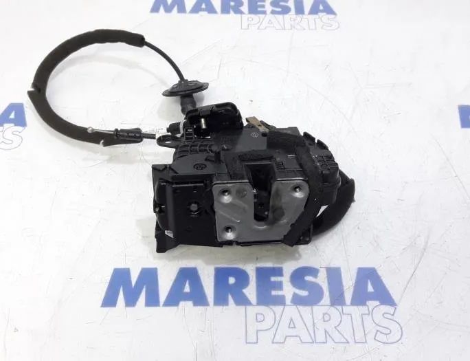 RENAULT Clio 4 generation (2012-2020) Другие кузовные детали 825002104R,825002104R0 27263238