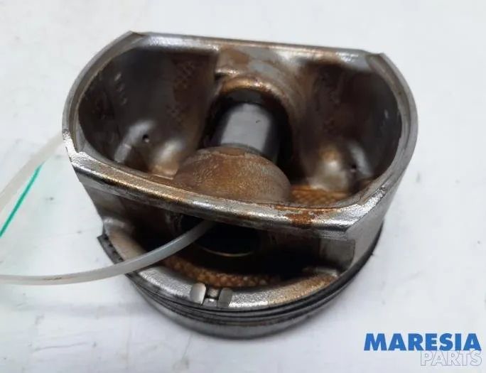 PEUGEOT 3008 1 generation (2010-2016) Pistons Set 0628T1,1631729180 27295914