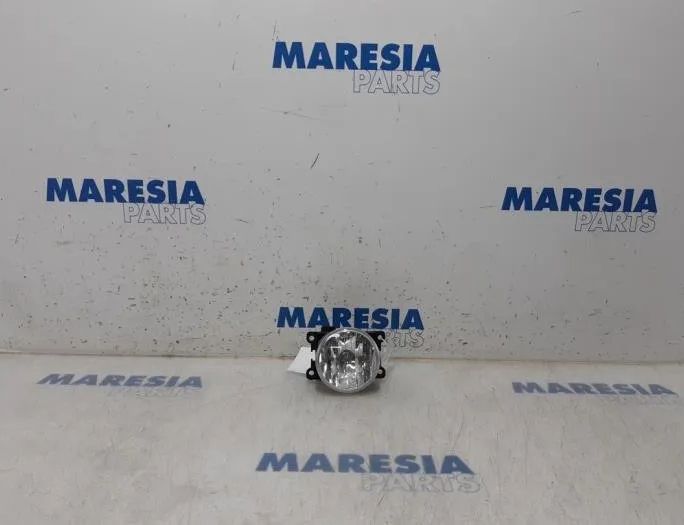 PEUGEOT 3008 1 generation (2010-2016) Левая противотуманка переднего бампера 11417102,9685425280,6206N0 27344143