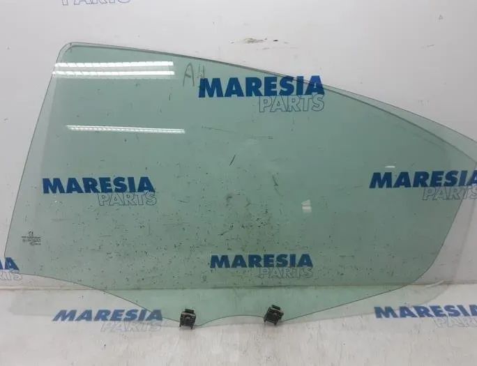 PEUGEOT 508 1 generation (2010-2020) Sklo zadnej ľavej dverí 27378572