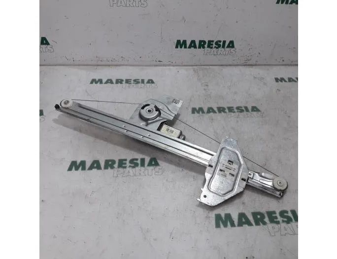 PEUGEOT Partner 2 generation (2008-2023) Regulátor okna pravých predných dverí 9222EQ,402104B,9680557880 27386261