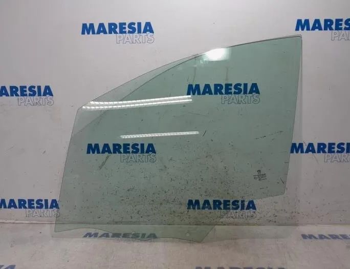 PEUGEOT 208 Peugeot 208 (2012-2015) Стекло передней левой двери 9673360780,9676388080,E000189,43R000464,DOT39,AS2M33 27386463