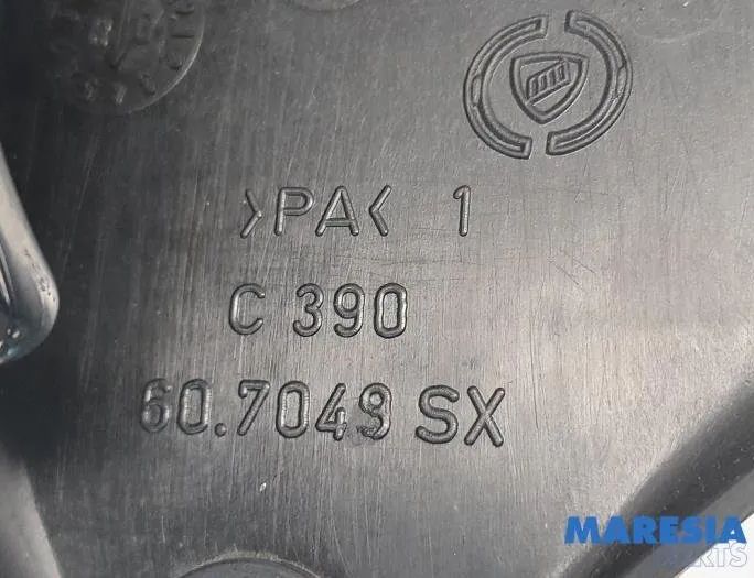 FIAT 500 2 generation (2008-2024) Наружная ручка передней левой двери 71749973,607049SX 27393574