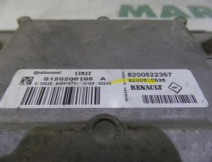 RENAULT Clio 3 generation (2005-2012) Engine Control Unit ECU 8200522357,8200510536,S120200105A 27656181