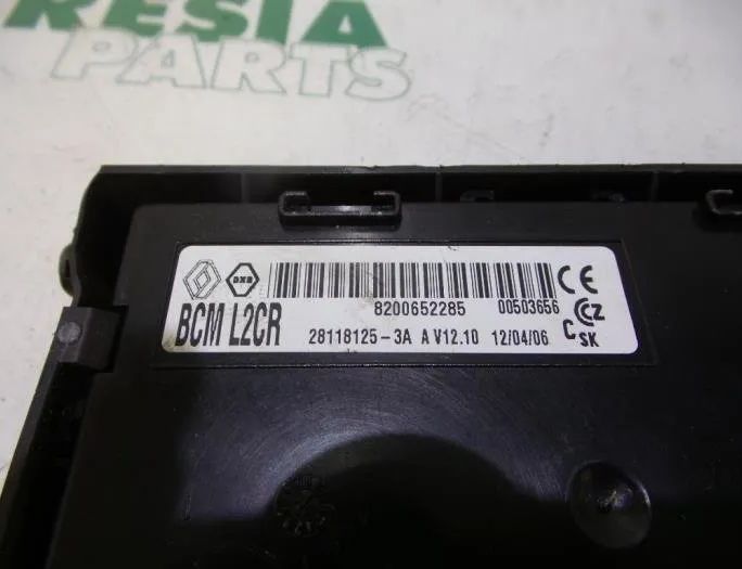 RENAULT Clio 3 generation (2005-2012) Engine Control Unit ECU 8200399038,8200513163,7711497049,7711497216 27656553
