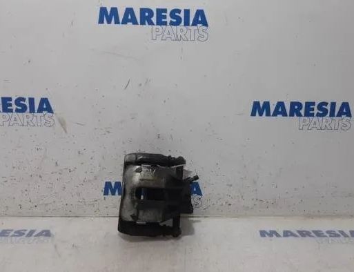 RENAULT Zoe 1 generation (2012-2023) Ostatné časti karosérie 7701208333,7701059704,410008620R 27745052