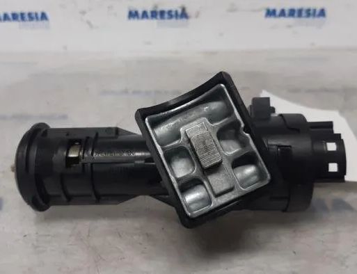 FIAT 500 2 generation (2008-2024) Замок зажигания 51800628,61089800,52180852 27745782