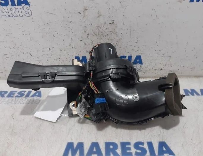 PEUGEOT 5008 1 generation (2009-2016) Другие блоки управления 9683441680,T5157001,6441CV 27746565