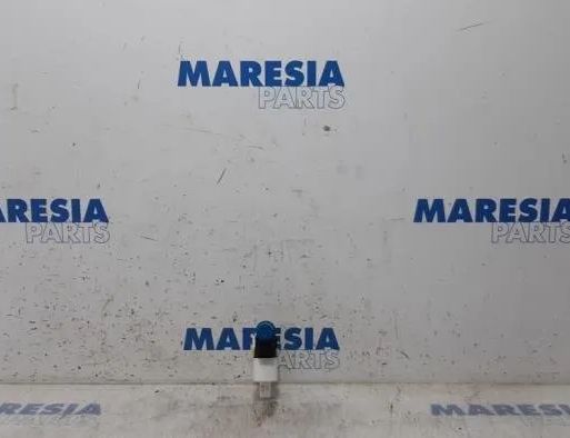 PEUGEOT 308 T9 (2013-2021) Windscreen Nozzle Jet 9632984980,9645163380 27763687