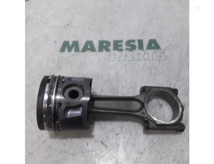 CITROËN C4 Picasso 1 generation (2006-2013) Комплект поршней MCRHJ,060390,0628S9 27773664