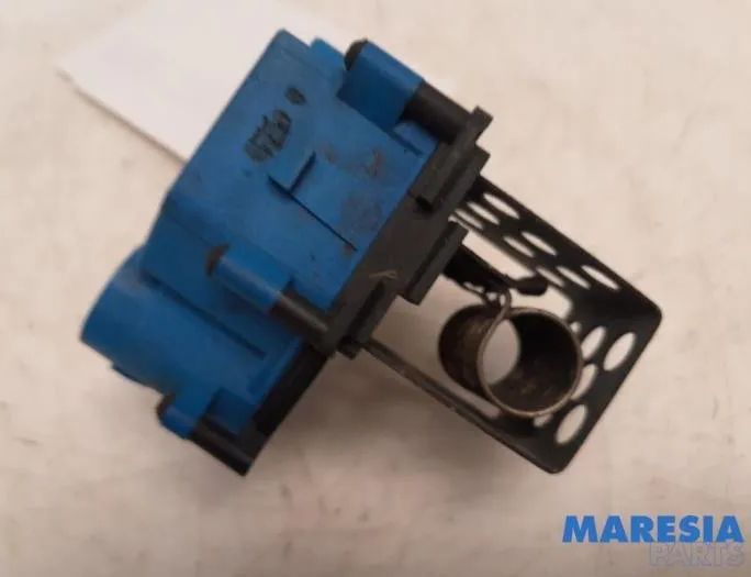 PEUGEOT 3008 1 generation (2010-2016) Interior Heater Resistor 1308CX,9662240180,1308CP,8241011,9847019780 27823159