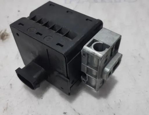 RENAULT Clio 4 generation (2012-2020) Riadiaca jednotka motora 8200604932,237102928R,237104736R,237102706R,V29029647A,284B19573R 27826139