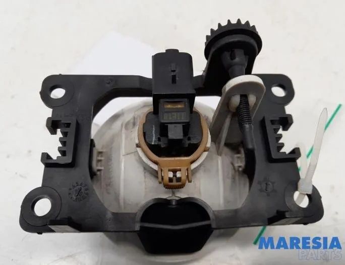 PEUGEOT 5008 1 generation (2009-2016) Front Left Fog Light 9685425280,6206N0,6224Q9 27860255