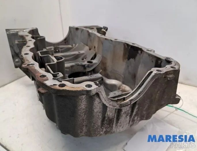 RENAULT Clio 3 generation (2005-2012) Маслосборник 8200318813,8200381856 27860510